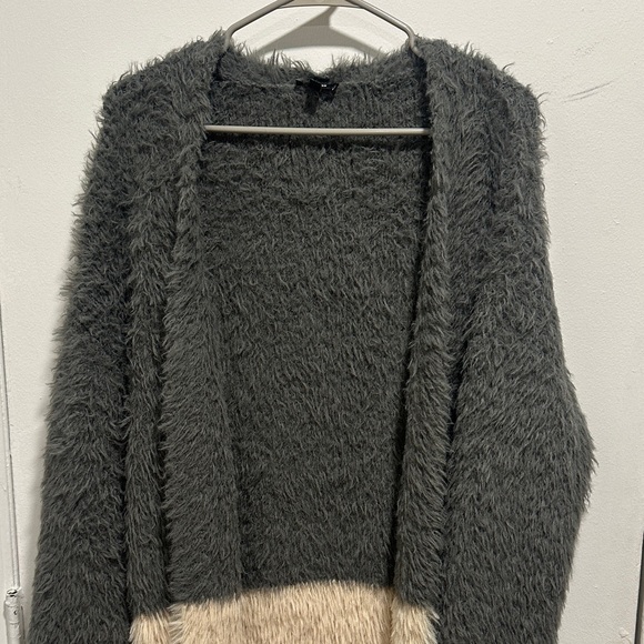 Express Fuzzy Charcoal and Beige Cardigan - Picture 2 of 4